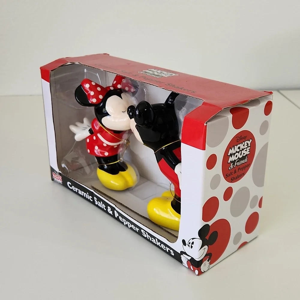 Mickey & Minnie Salt+Pepper Shaker Figurines
